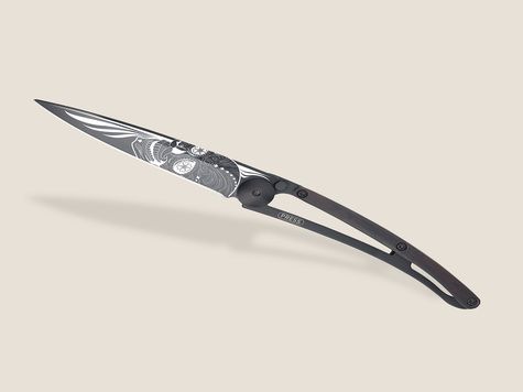 Deejo 37g, Ebony wood / Latino skull